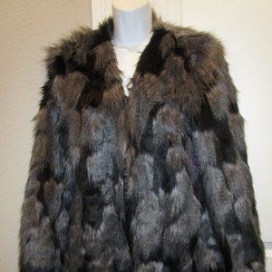 FOREVER 21 NEW FAUX FUR  SHAGGY JACKET SIZE MED